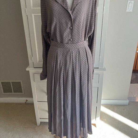 woman's new vintage 2 piece outfit - Picture 1 of 3